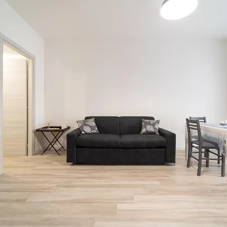 Rockfeller 7 Apartmán *